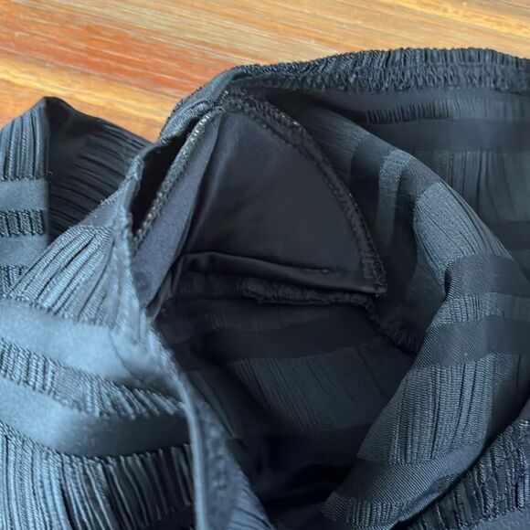 Gestuz Size 38, XS  Smocking Mini Satin Black Dress Long Sleeves NWOT - Picture 7 of 12